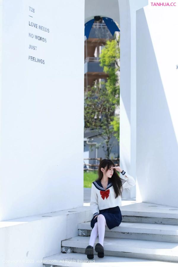 [XiuRen]高清写真图 2025.06.25 No.10458 糯咪 JK制服